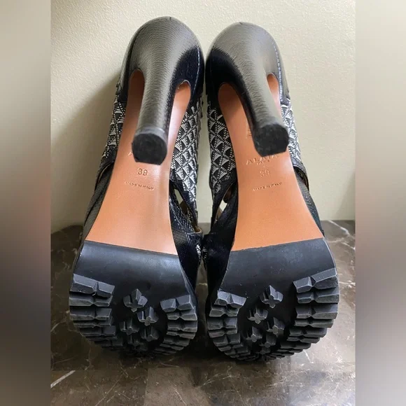 ALAIA Designer heels from Paris - Picture 4 of 8